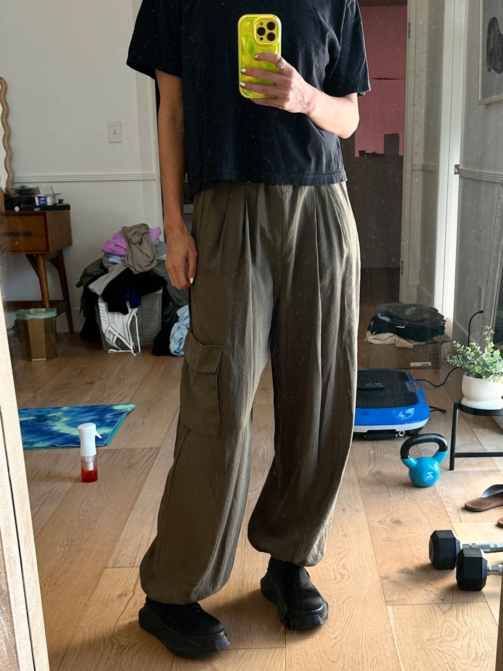 Anthropologie Olive Parachute Balloon Cargo Jogger Pants